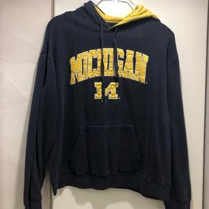 MICHIGAN stadium athletics HOODIE SIZE XL